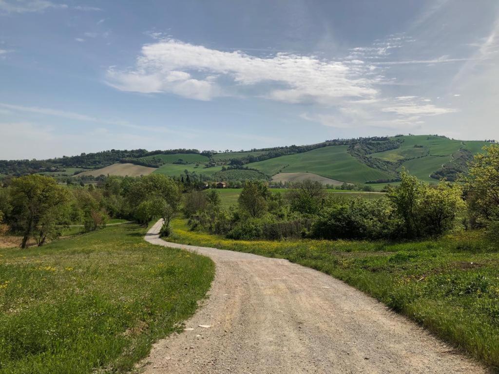 Agriturismo Molino Nuovo كاستيل سان بييترو تي المظهر الخارجي الصورة